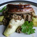 Bratwurst with leeks & lentils
