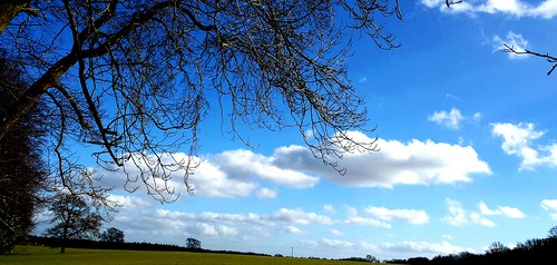 clouds buckinghamshire 700views ivinghoebeacon flickrandroidapp:filter=none samsunggalaxys4