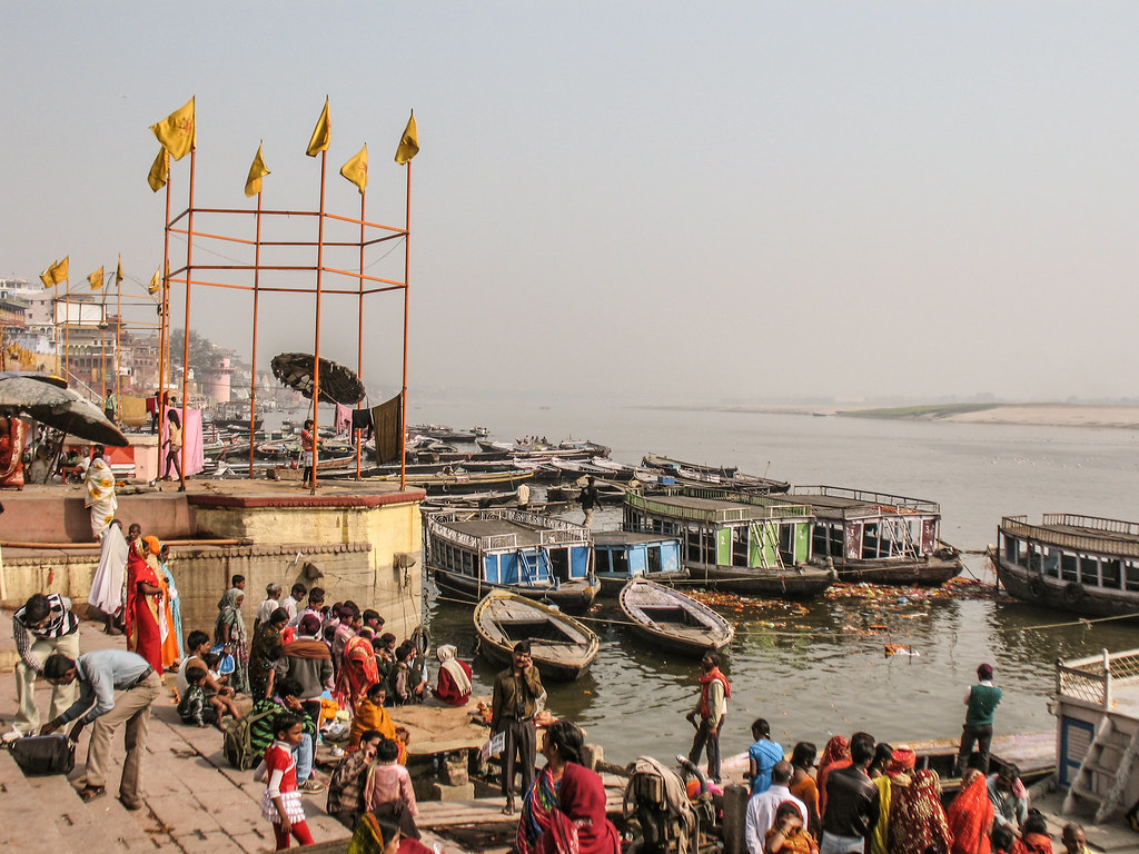 People around the Ghat