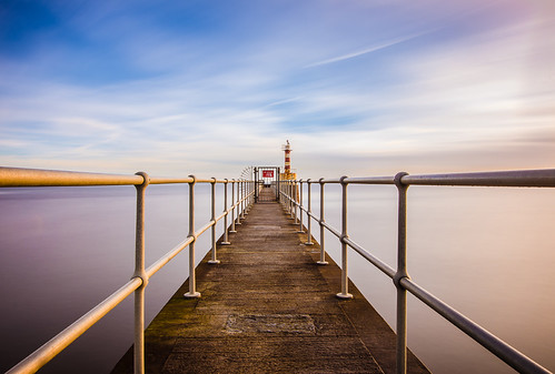 longexposure sunset lighthouse coast pier cloudy northumberland amble amblepier