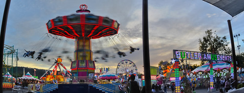california sunset red summer motion color june nikon ride spin over large fair panoramic motionblur butler rides eastbay midway stitched pleasanton alamedacounty alamedacountyfair 2014 lightstream butleramusements d700