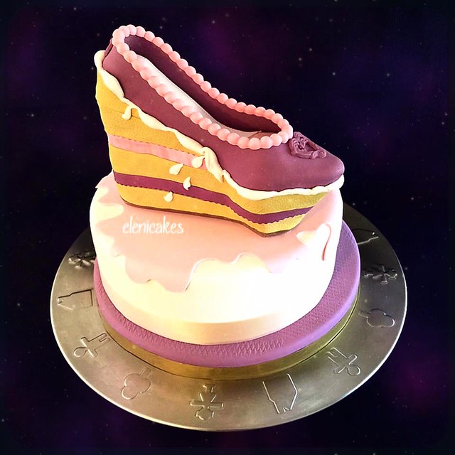 Shoe Cake by Elenicakes