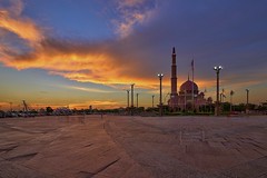 Sunset over Putra Mosque