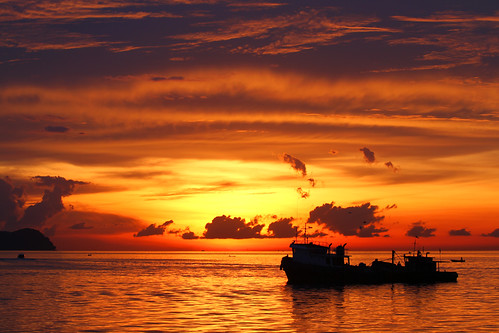 sunset cloud kotakinabalu sabah nationalgeographic