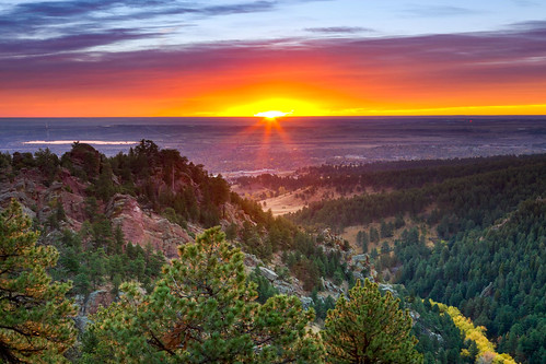 morning autumn foothills mountains clouds sunrise colorado unitedstates boulder sunburst flagstaffmountain