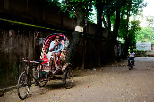 street digital streetlife dhaka bangladesh banasree riksha dhakadivision riskhapuller sheikhshahriarahmed