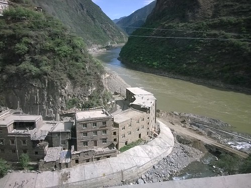 river highway plateau south tibetan kham yalong yajiang teahorse sichuantibet nyachu