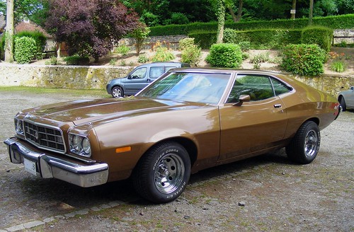 autos automobile cars classic american ford coupe 1973 grantorino naours somme picardie france