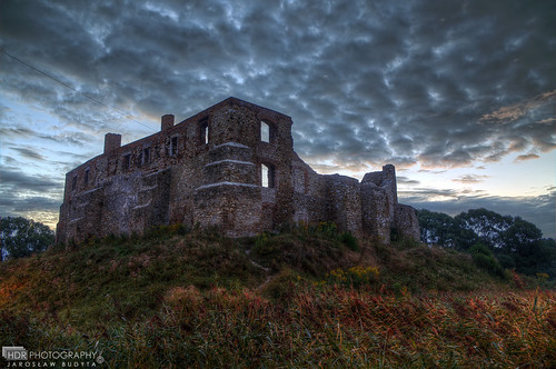 castle clouds sunrise europe poland hdr silesia zamek historicruins siewierz