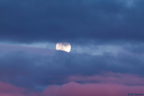 pink blue sunset sky moon clouds canon eos rebel evening purple moonrise canonef70200mmf4lisusm t1i