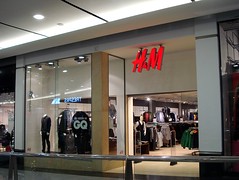 Picture of H And M, 71 Centrale