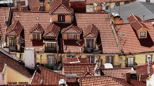 houses windows building portugal colors cores landscape doors view lisboa balcony cities roofs local becos