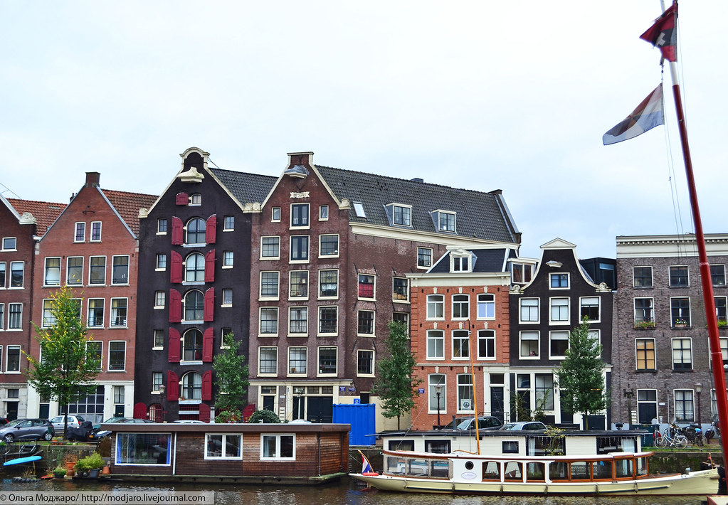 Дома в амстердаме германия уровень жизни