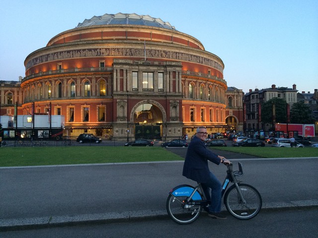 Bike ride at dusk - Royal Albert Hall