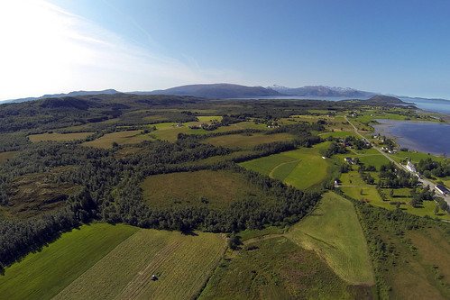 flyfoto luftfoto valnesfjord quadrocopter oversiktsbilder