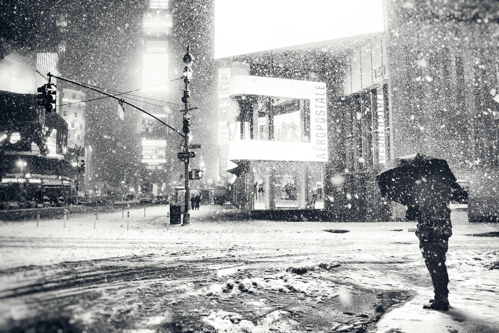 New York City - Winter - Snowy Night in Midtown