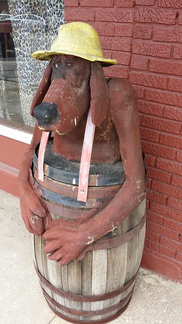 Barrel Dog, Cave City, Kentucky