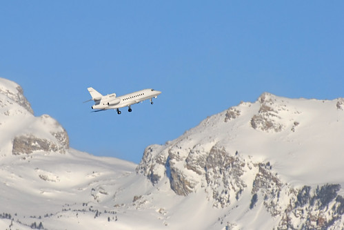 winter sky usa snow mountains plane landscape nikon jet wyoming peaks tetons grandtetonnationalpark privatejet 70300mmf456 jacksonholeairport gtnp d80 travelgeotagged