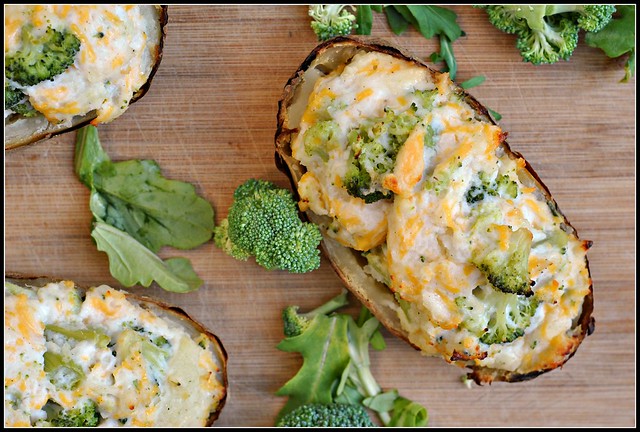 Broccoli and Cheddar-Stuffed Baked Potatoes 3