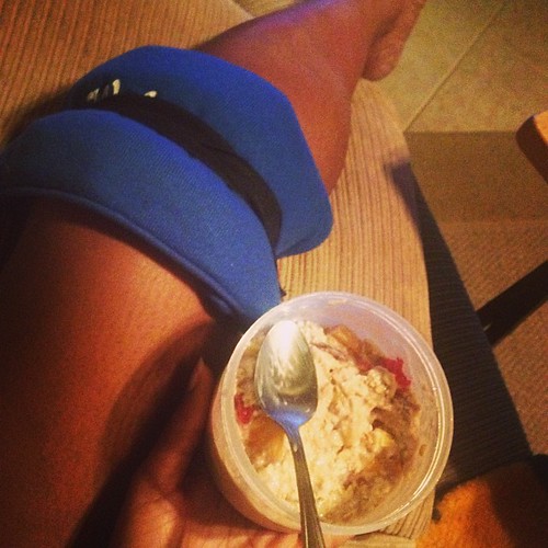 Icing my knee and eating my overnight oats! I taught Group Ride this morning and I'm taking the day off from #running. #rice #marathontraining #training