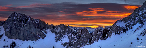 winter sky panorama mountain alps sunrise fire glowing leverdesoleil feux rochersdenaye coldejaman stephanna