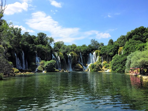 water bosnia herzegovina bosniaandherzegovina bosniaherzegovina kravica waterfall sky blue green lake