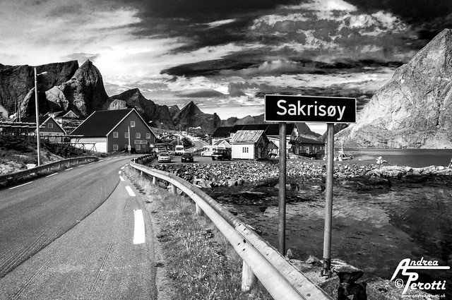 Sakrisøy, Lofoten