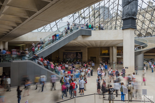 Louvre - Busy Lobby