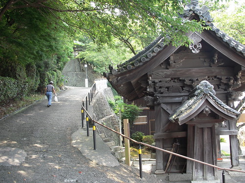 紀三井寺から西国古道を歩く