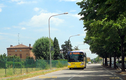 autobus Citelis n°184 nella frazione San Damaso - linea 2