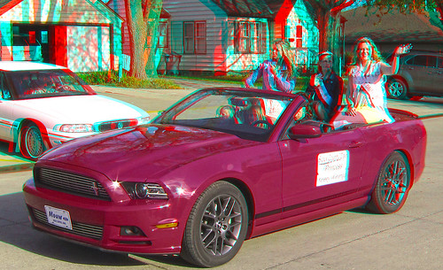 stereoscopic stereophoto anaglyph iowa tulipfestival anaglyphs orangecity redcyan 3dimages 3dphoto 3dphotos 3dpictures stereopicture