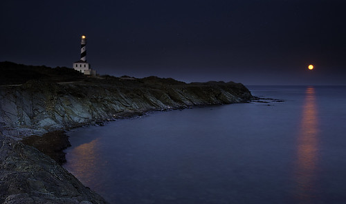 longexposure nightphotography sunset moon lighthouse night faro mediterraneo clear menorca spagna minorca baleari nightphotgraphy leefilters nikond700 gianantoniozapparoli