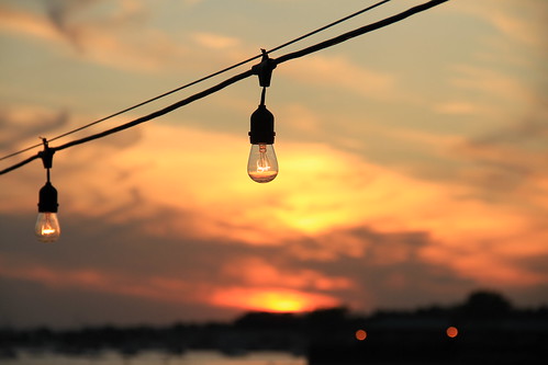 light sunset usa newyork lightbulb bulb america marina canon united 7d states louies manhasset