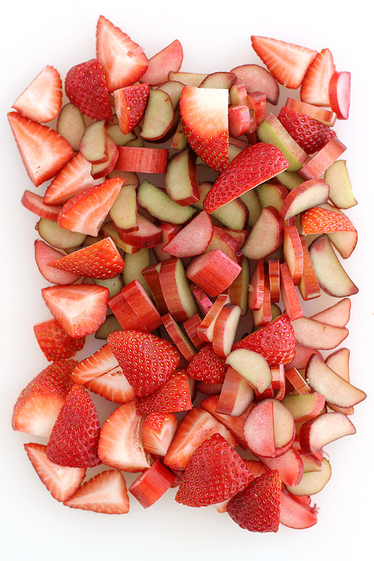 rhubarb-strawberry curd