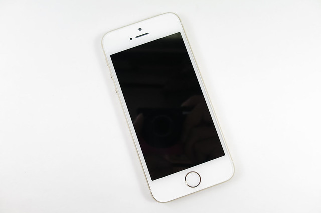 「開箱」iPhone 5s 金色、32G 榮耀開箱! @強生與小吠的Hyper人蔘~