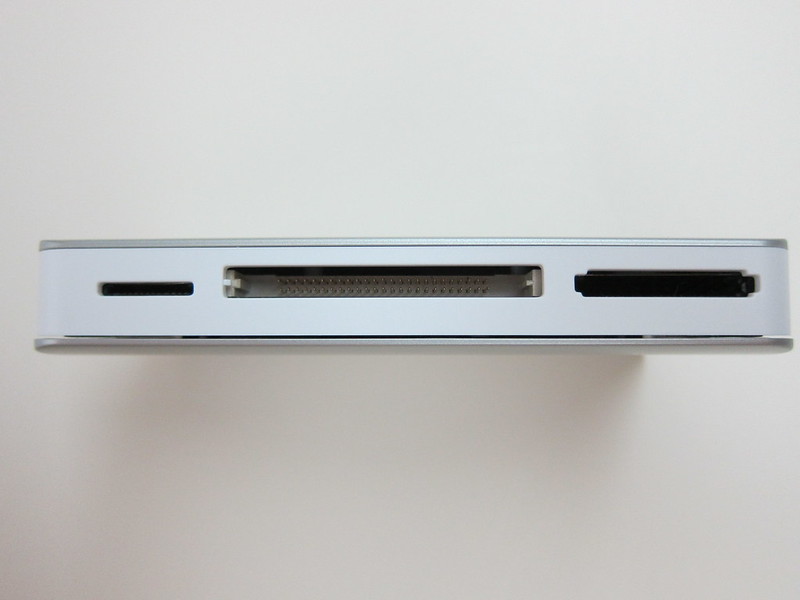 Moshi Cardette 3 - Front Side View (USB 3.0 Card Reader)