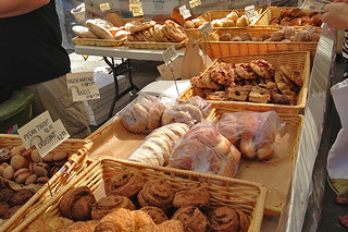 Ferry Plaza Farmers Market - Freshly baked goods