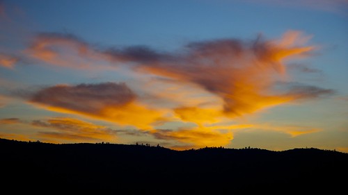 california sunset freeassociation weather night clouds skyscape landscape evening nikon cloudy nikond70s dslr eveningsky cloudscape aftersunset calaverascounty sanandreascalifornia californiastatehighway49
