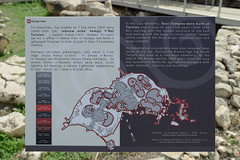 047-20131010_Malta-Tarxien Temples-information board presenting layout of the 4 Temples (L-R) Tarxien South, Tarxien Central, Tarxien East, Tarxien Far East
