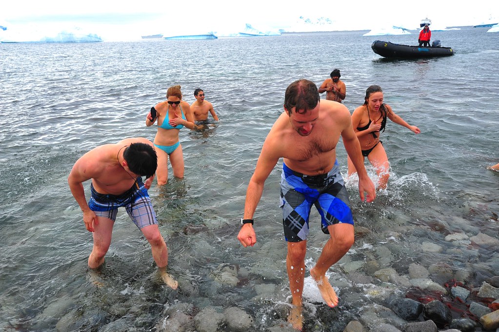 Iceland skinny dipping I Stripped