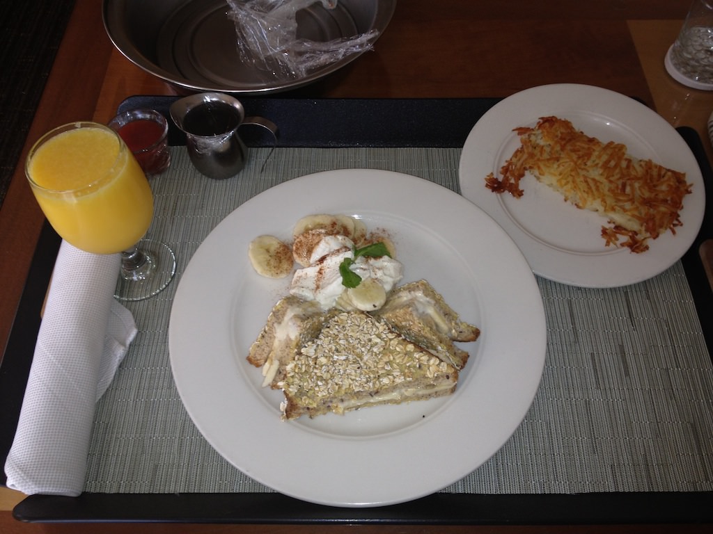 doubletree_seattle_airport_french_toast_photo