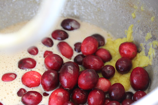 Gluten Free Orange Cranberry Muffin Recipe with Fresh Cranberries