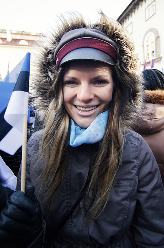 cold beautiful smiling tallinn estonia flag patriotic independenceday waving 2402 toompea harjucounty kaiakalev