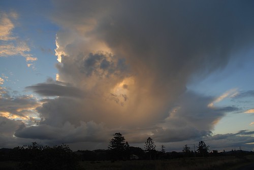 sunset sky storm nature clouds countryside scenery day australia nsw sunsetclouds cumulonimbus stormlight northernrivers australianweather cloudsstormssunsetssunrises wilsonsrivervalley