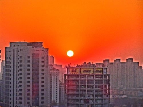china morning light red sky orange sun sunrise shanghai 131119