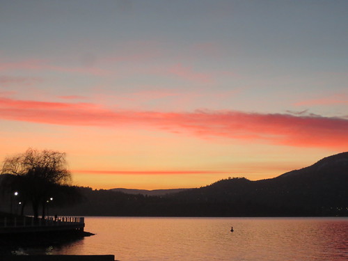 dusk sunset twilight kelowna okanagan lake waterfront bc british columbia canada