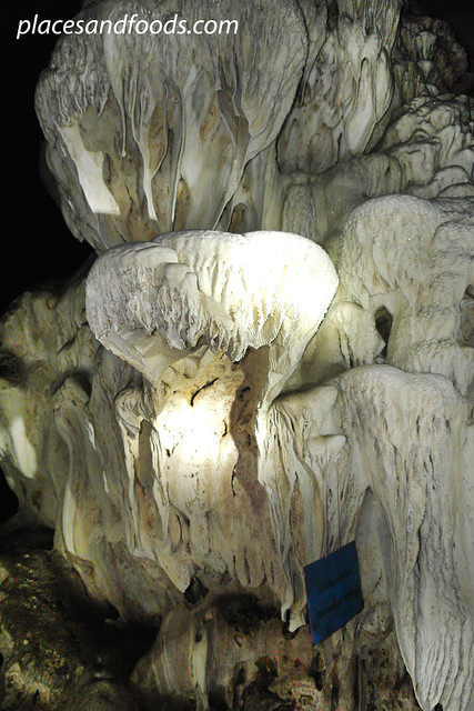 phu pha phet cave white staglemite