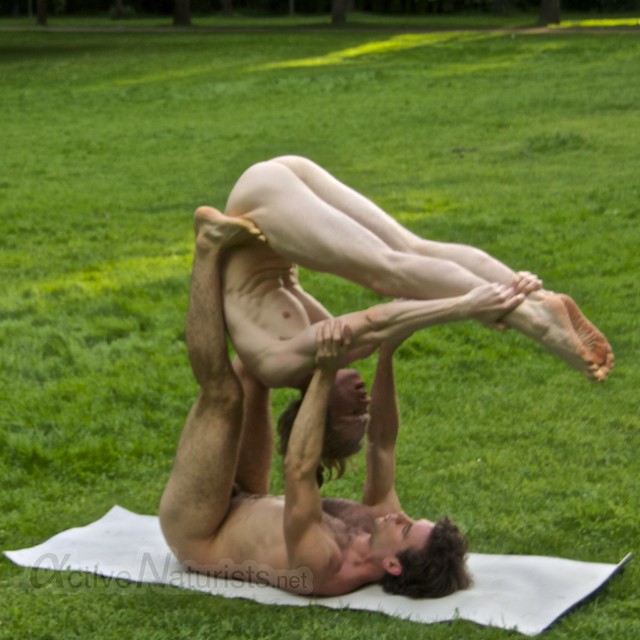 acro-yoga 0035 Tiergarten, Berlin, Germany