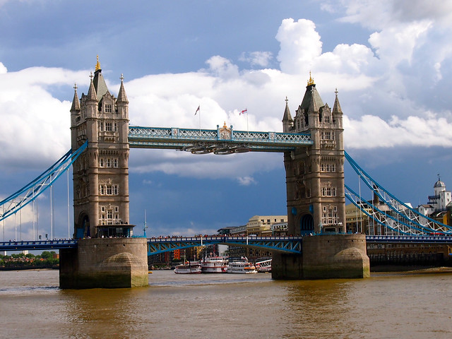 Тауэрский мост в Лондоне loverme