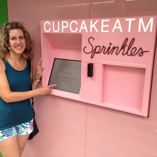 Ordering my custom cupcake via Cupcake ATM machine. Ah, the luxury that NYC offers.